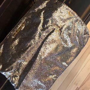 Gold sparkly clutch